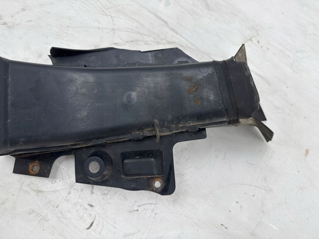 Впуск повітря na гальма bmw 3 e46 51718265469 в Україні