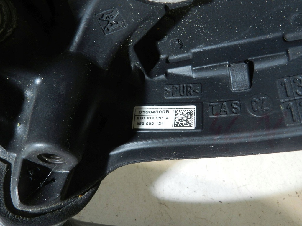 фото №11, Audi a4 b6 воздуховод кожа кожаный 8e0419091a