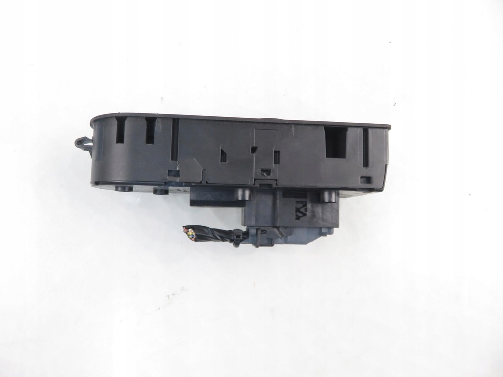 фото №8, Панель окон opel astra iii h 13209203bb