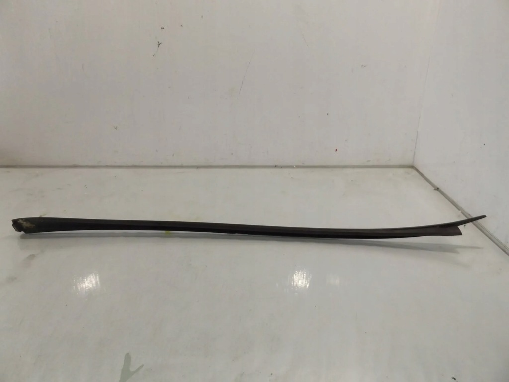 фото №5, Corsa c молдинг стекло лобовое правая