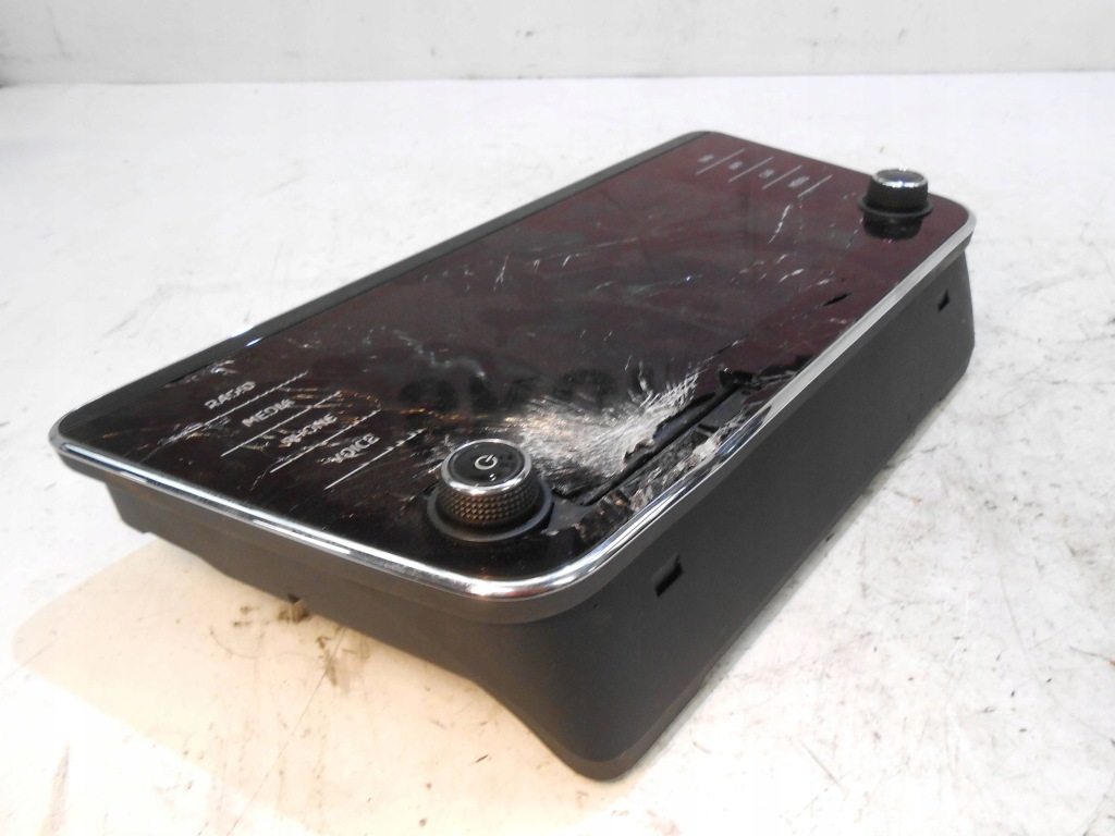 Skoda superb iii 3 навигация navi дисплей мультимедиа описание 3v0919605d Недорого