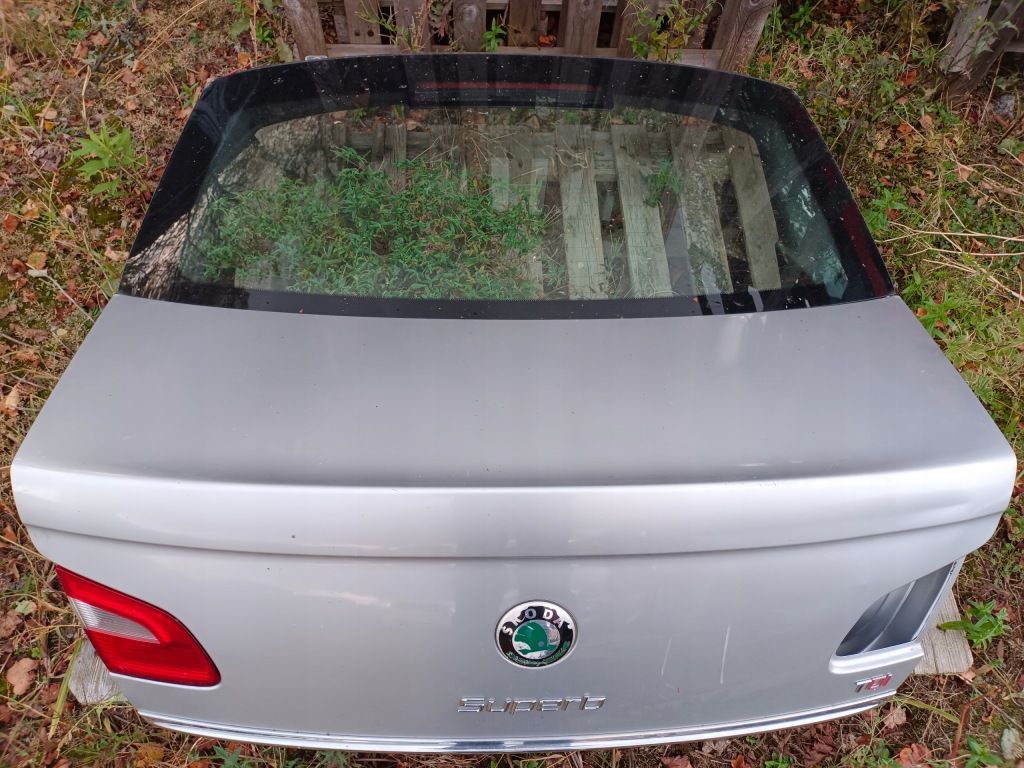 фото №1, Крышка багажника задняя skoda superb хэтчбек hb ii przed lift серебристая