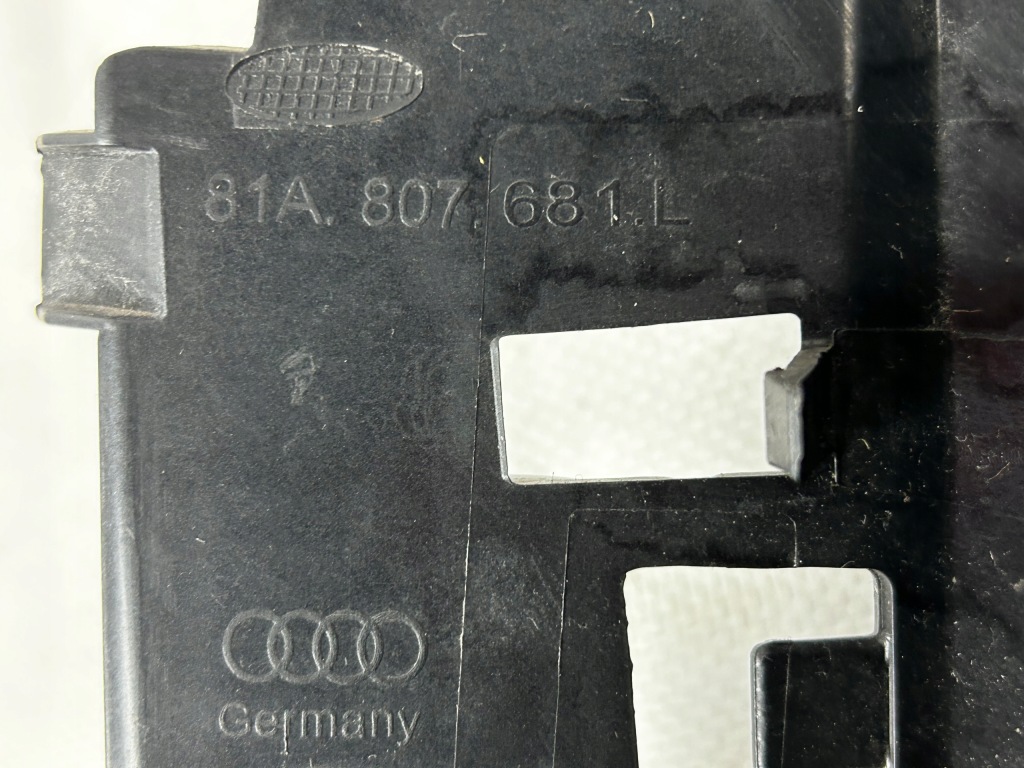 фото №5, Audi q2 s-line 81a левая решётка бампера перед