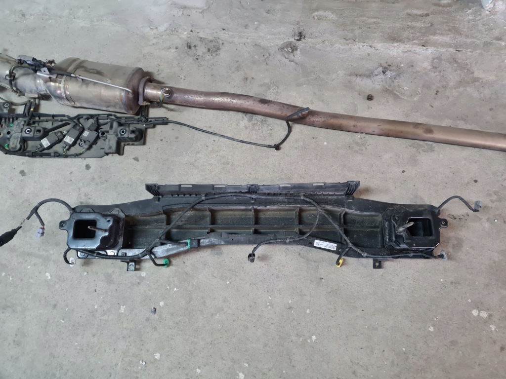 фото №4, Kia sportage v балка бампера задняя 86630-r2000