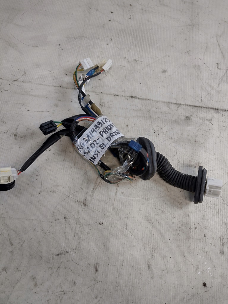 фото №7, Електропроводка двері правий задня toyota prius ii 08r. 8215347150g