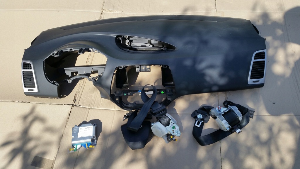 фото №1, Консоль приборная панель подушка безопасности air bag ремни hyundai i20