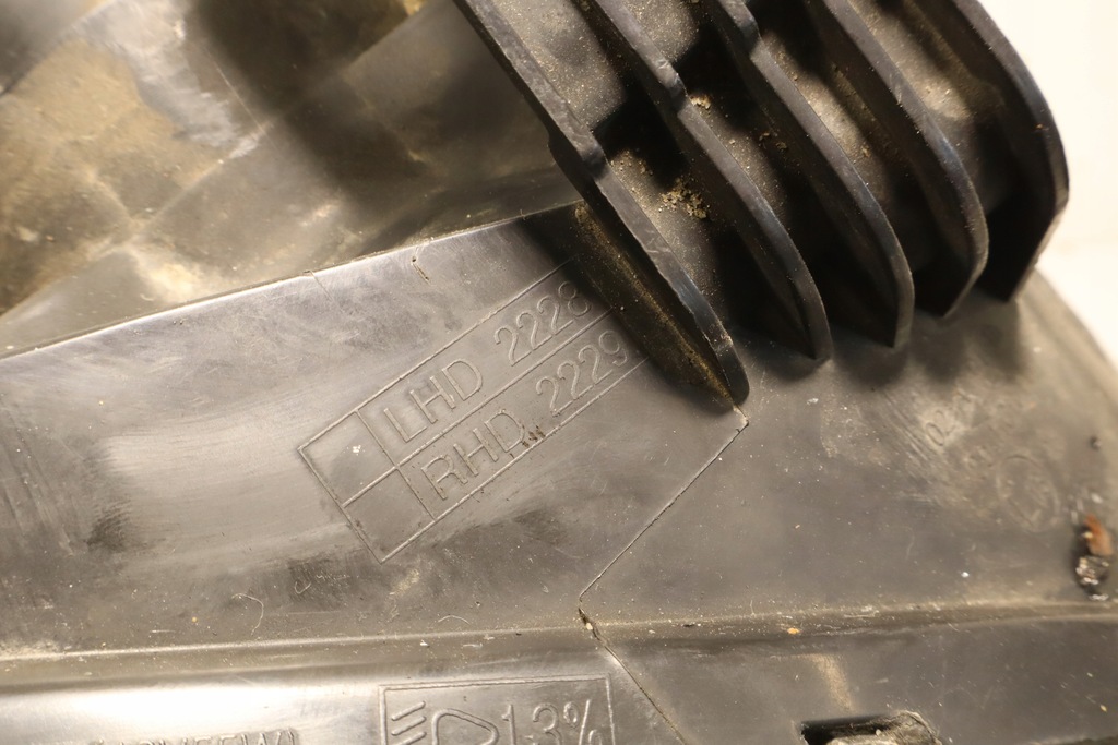 фото №8, Лампа права передня opel antara