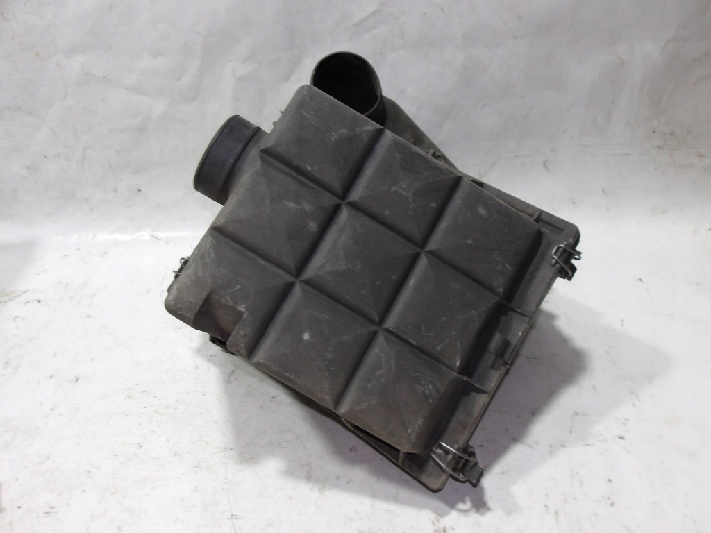 фото №1, Mercedes-benz оригинальный номер 6040940004 корпус фильтра воздуха