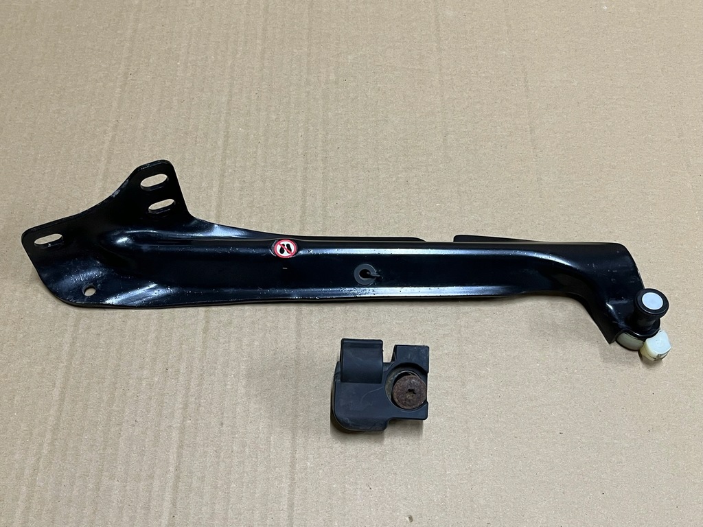 фото №8, Tourneo courier 14 ролики двері bok лівий напрямна задня