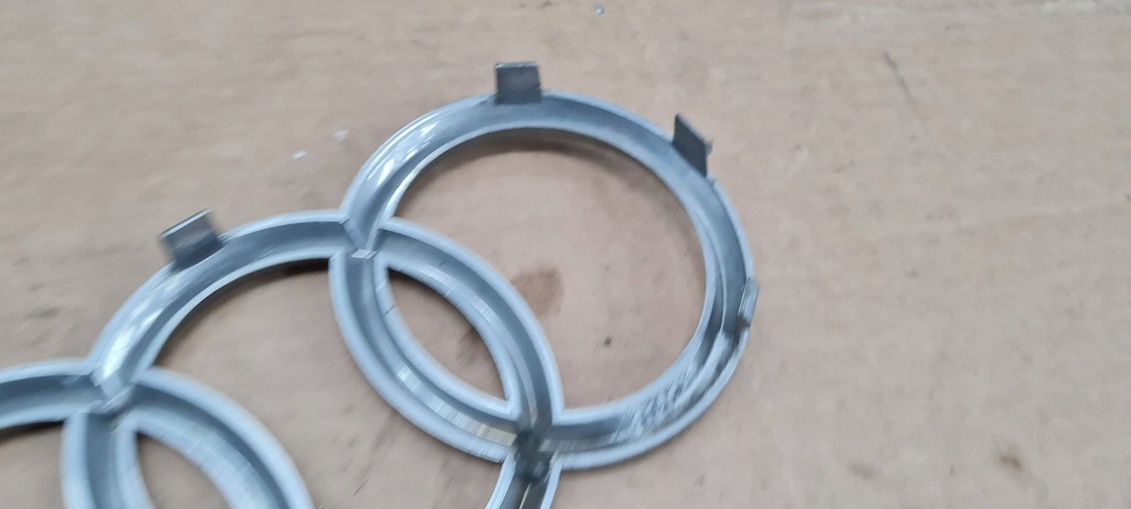 фото №7, A4 b9 8w эмблема значок audi решетка перед a5 8w