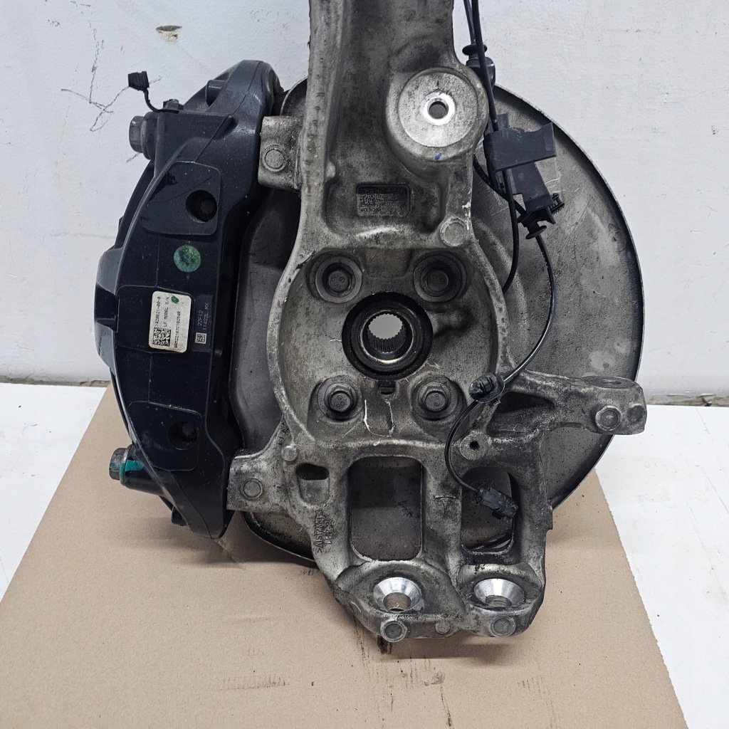 фото №8, Поворотный кулак ступица подшипник диск левая перед tesla model s plaid 2023r