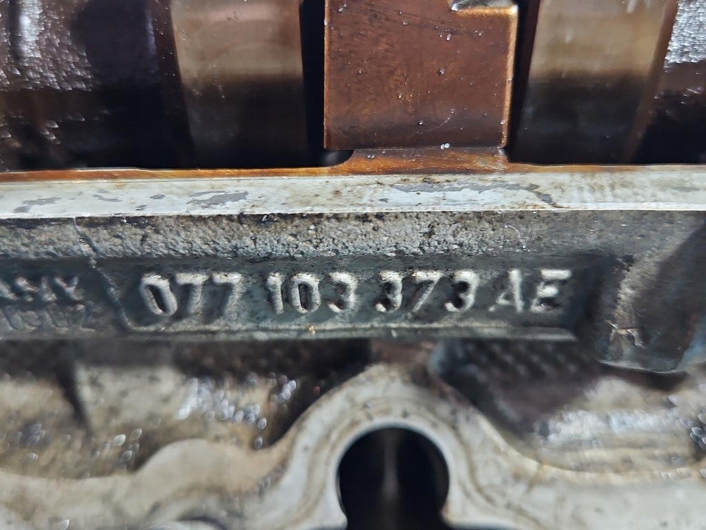 фото №11, Головка audi a8 d2 abz, 077103373ae 4.2 v8 299km