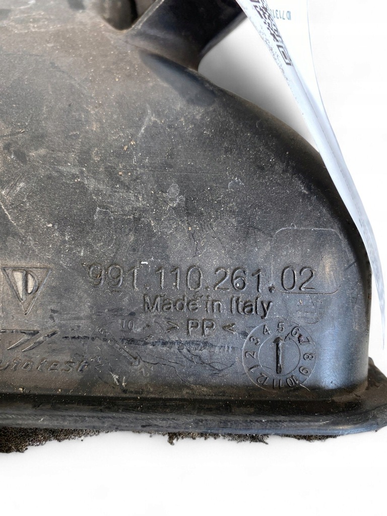 фото №6, Porsche 911 991 2018 часть трубы впуска воздуха