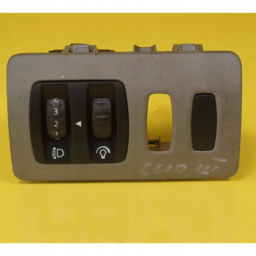 фото №1, Перемикач регулювання світла renault clio iii 8200095495b nr670