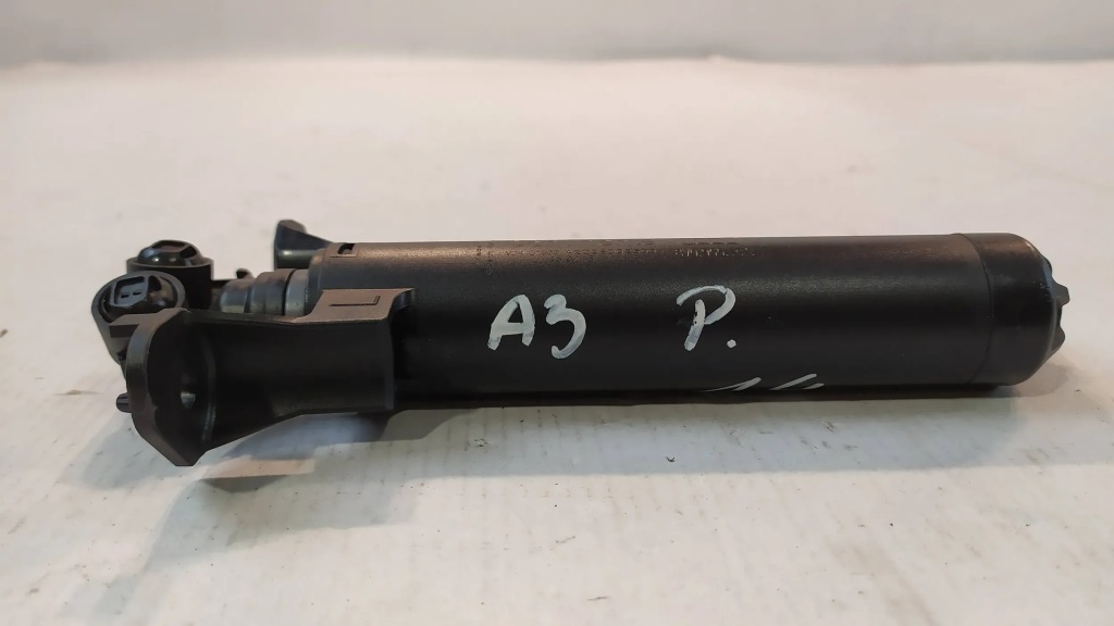 фото №4, Омыватель фара audi правый a3 s3 8p