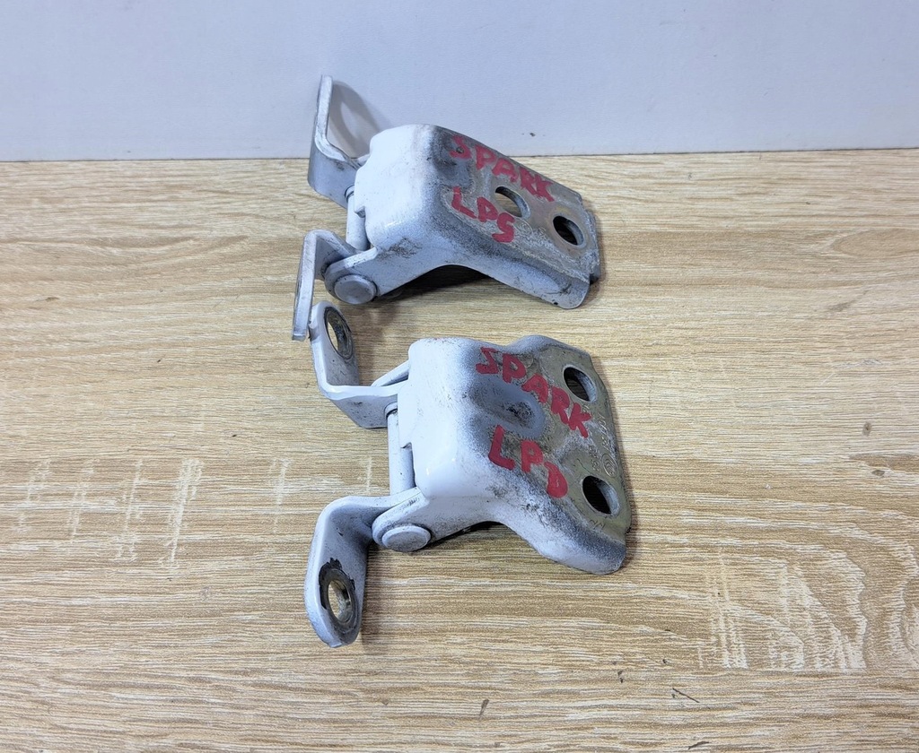 фото №1, Spark iii m300 петлі двері ліва лівий перед пара