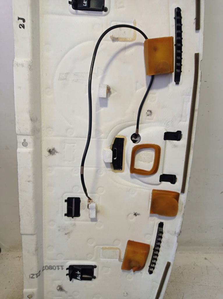 фото №8, Полиця багажника subaru legacy iv