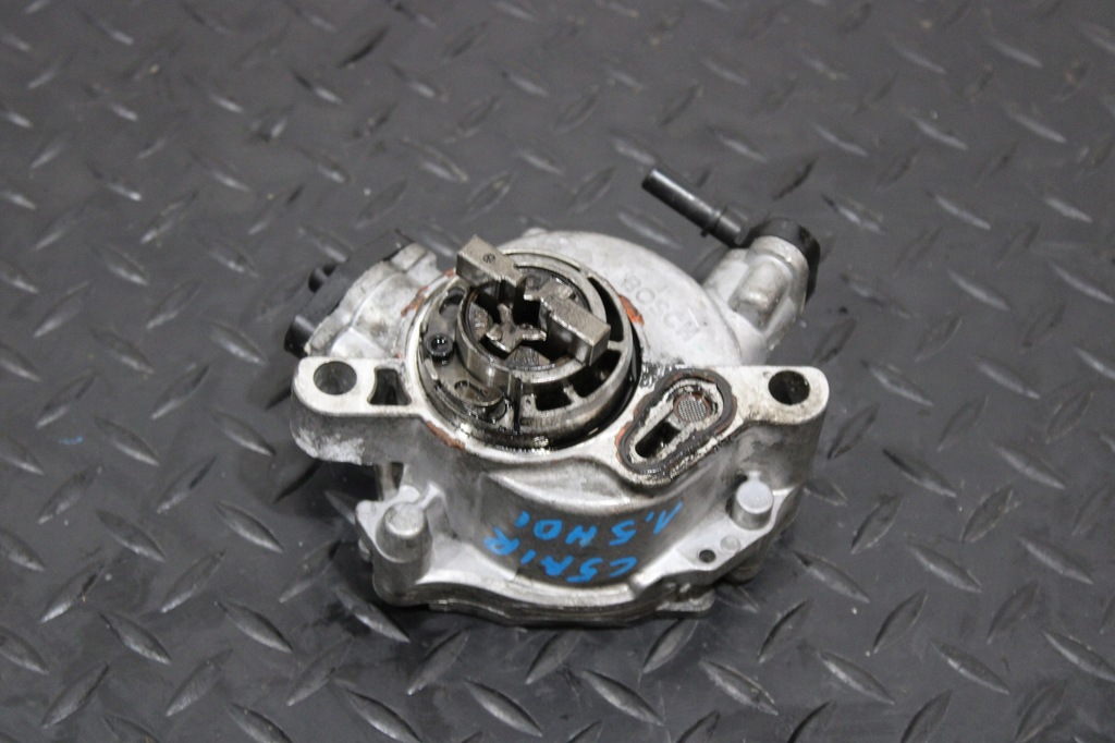 фото №1, Вакуум насос citroen c5 aircross 9804021880