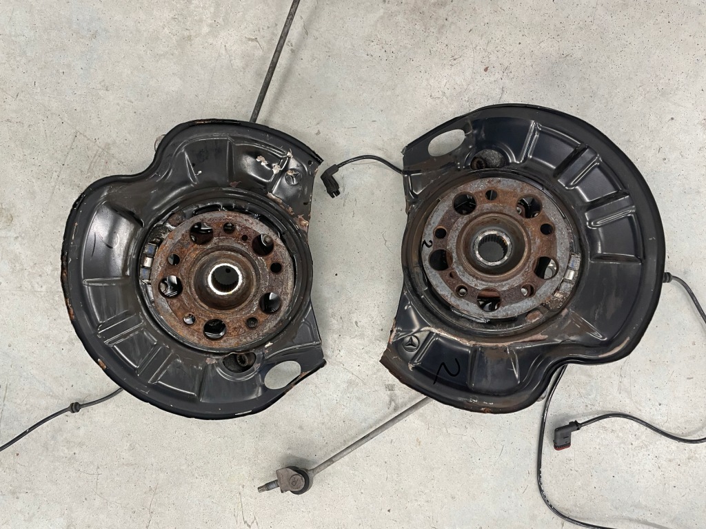 Купити Диск якірна поворотний кулак задній mercedes s w221 cl w216