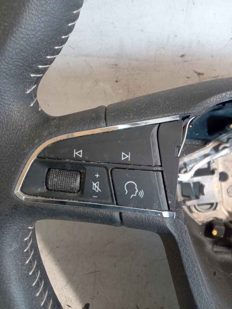 фото №4, Seat arona воздуховод кожа