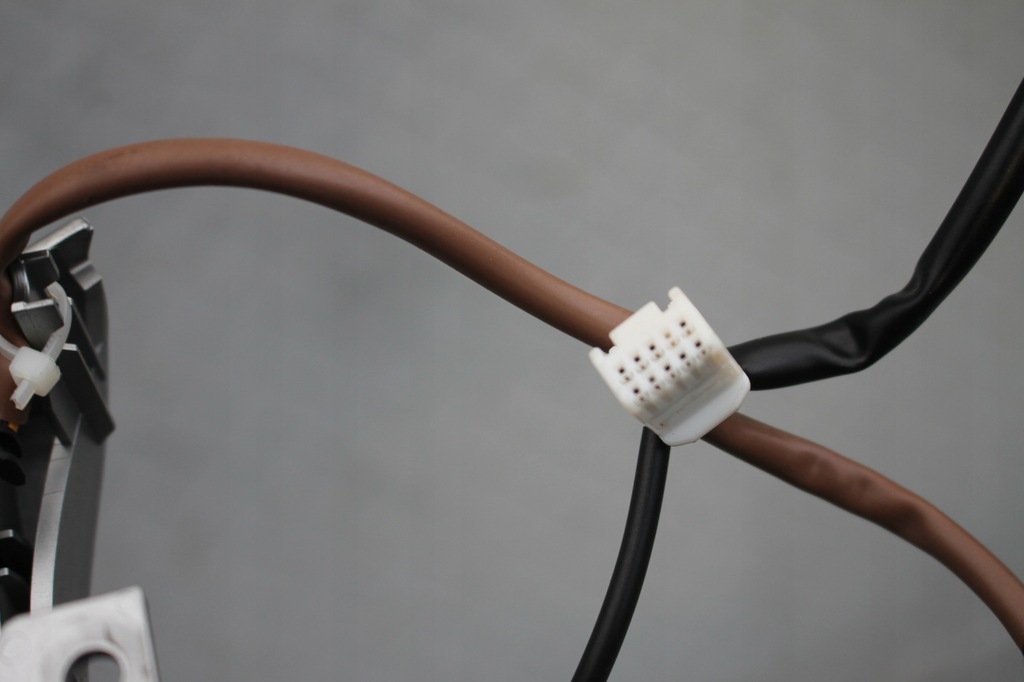 фото №6, Кнопка перемикач керма мультифункція toyota verso-s 10-15