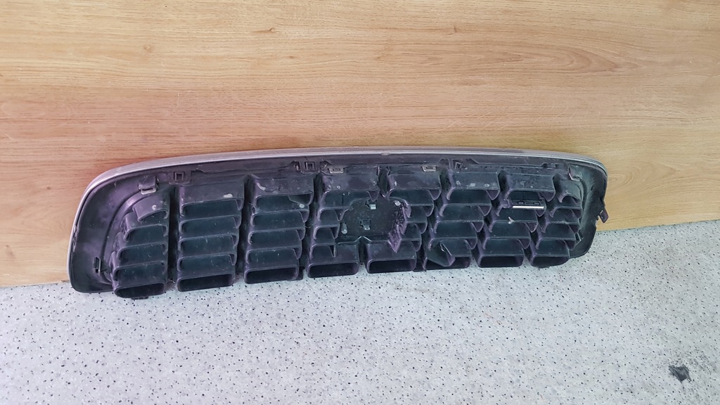 фото №6, Volvo v70 r - design 2007 - решітка радіатора решітка радіатора решітка радіатора d 88