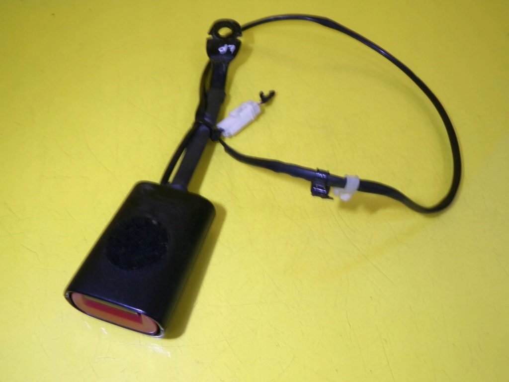 фото №2, Кліпса натягувач поперечина безпеки лівий перед alfa romeo 147 nr91