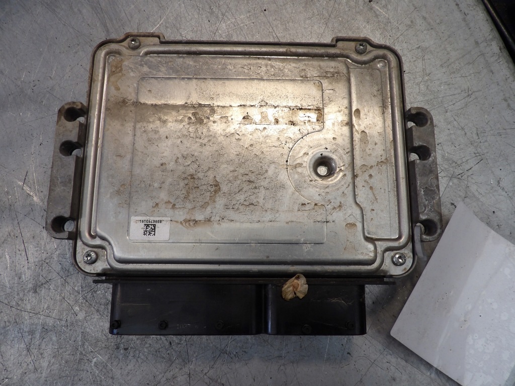 фото №4, Бортовой компьютер alfa romeo giulietta 2,0jtdm 0281018725