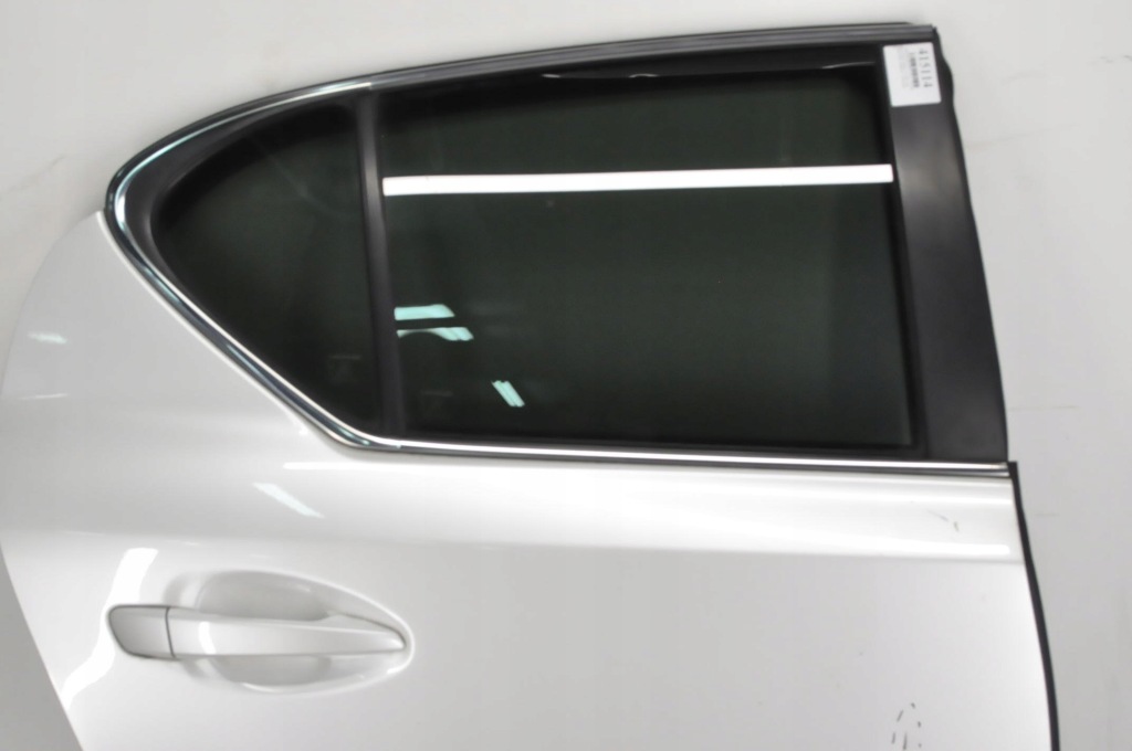 Lexus ct 200h дверь правый задняя задние 2mp Цена