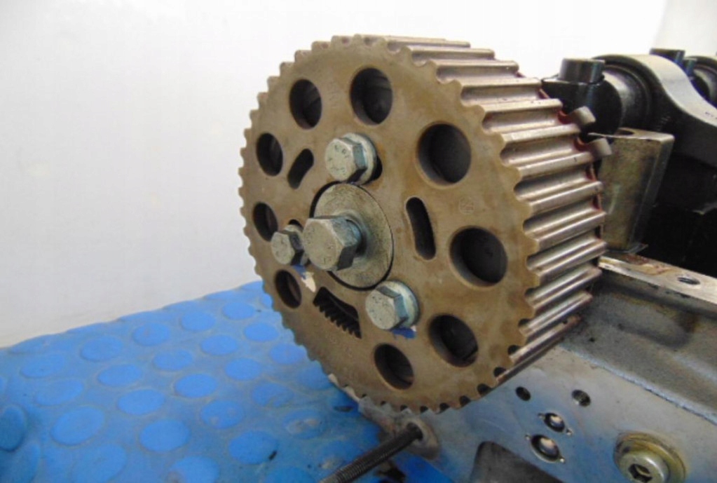 фото №7, Audi a2 1.4tdi головка двигателя 045103373c