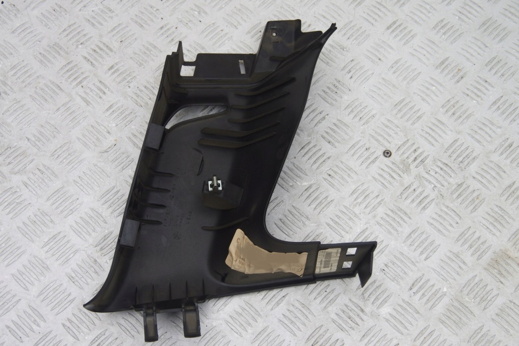 фото №1, Обшивка стойка jeep grand cherokee wk2 srt8 lift