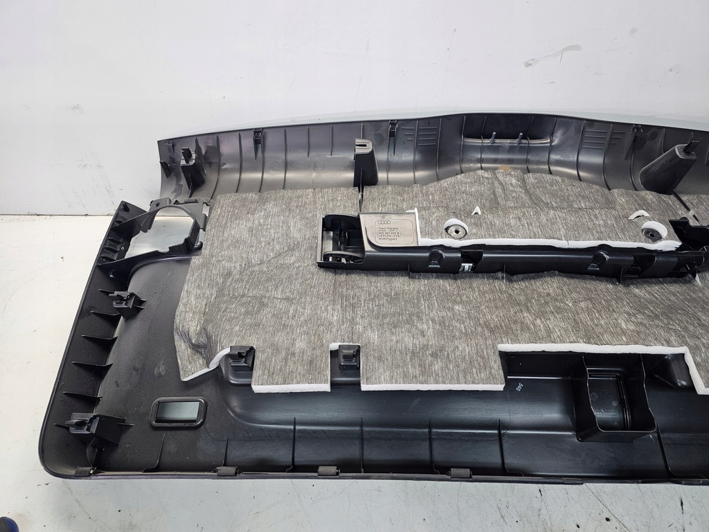 фото №9, Обивка крышки задняя audi q5 8r 8r0867979b