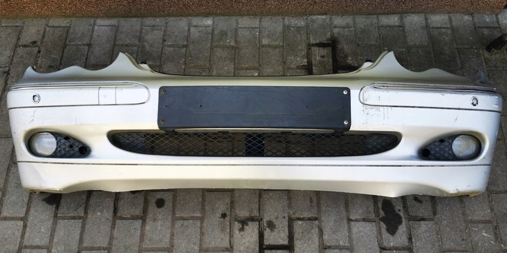 фото №1, Mercedes c-klasa w203 бампер перед pdc