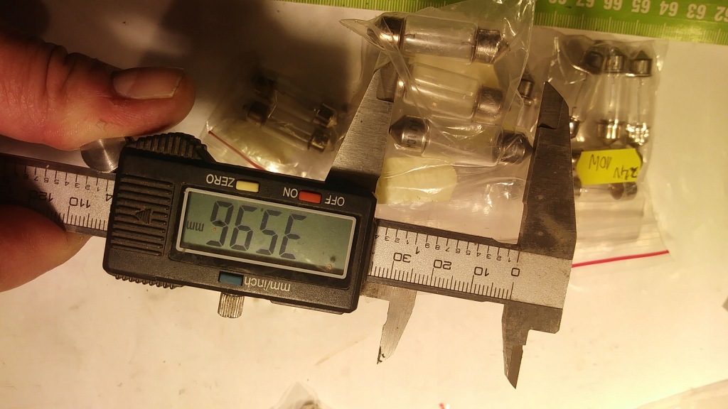 Лампочка rurkowa motoryzacyjna 24v 10w dł 37 mm Доставка