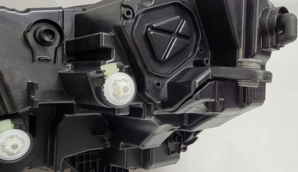 фото №10, Лампа правая skoda enyaq iv 5lb ,,skoda crystal lighting,, 2020- 5lb941016b