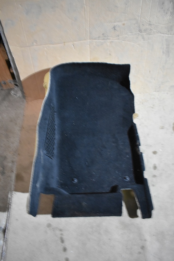 фото №1, Коврик передний правый mercedes w166 1