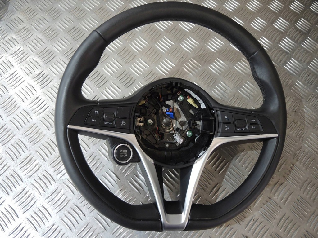 фото №1, Воздуховод alfa romeo stelvio мультифункция