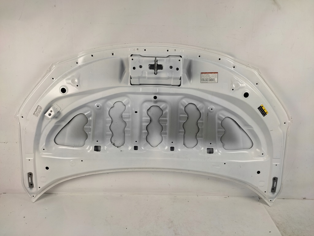 фото №13, Toyota yaris iv cross капот крышка двигателя перед 2020-