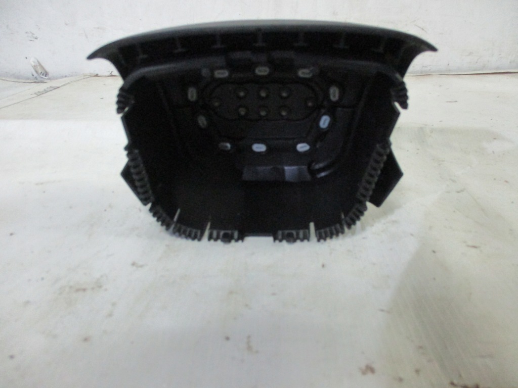 Заглушка подушки безопасности водителя audi q3 q5 q7 62670210h Киев