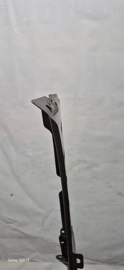 Купити Dacia duster 2 2 підкрилок крила перед лівий 762319962r