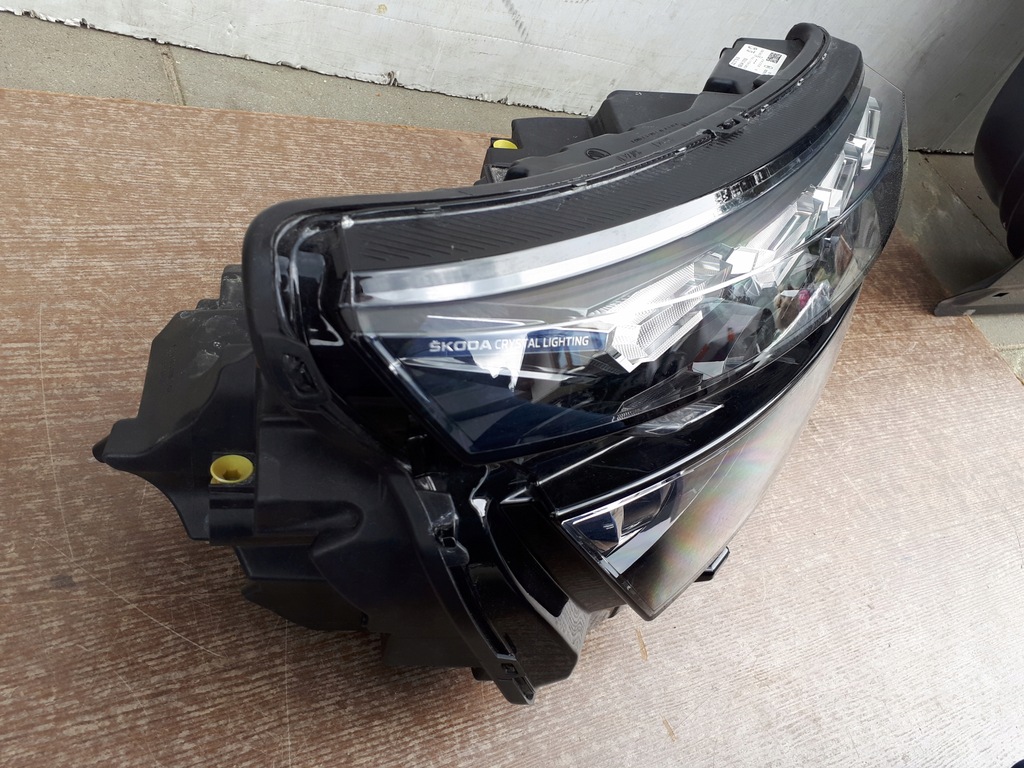 фото №11, Skoda kamiq 19- лампа перед правая передняя 658941016b