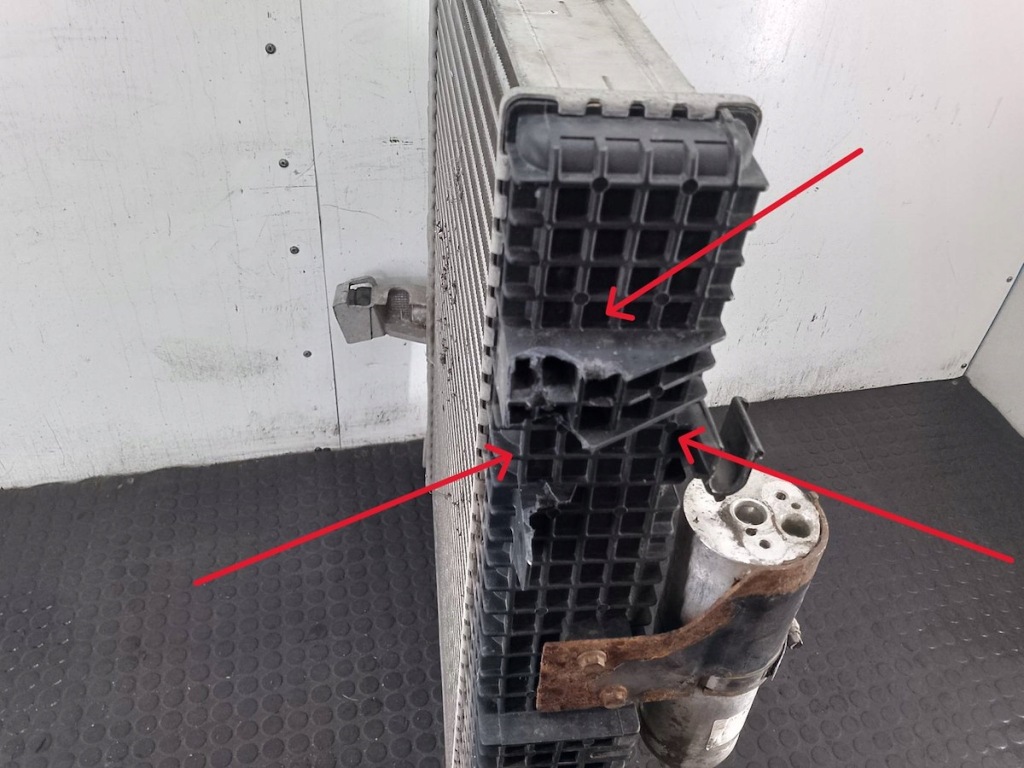 Радіатор інтеркулер mercedes-benz atego 8ml376758-151 7.7 d Недорого