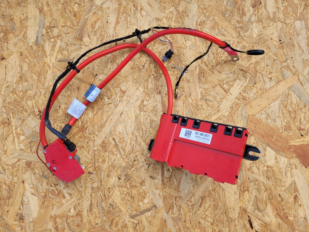 фото №1, Распределитель тока клемма bmw 1 f20 lift 922775205