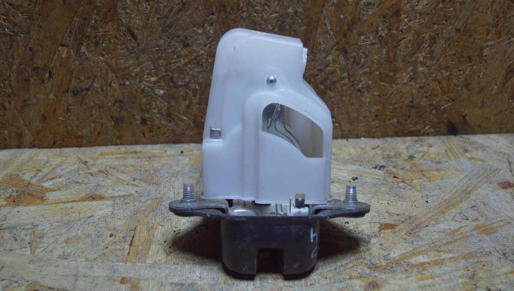 фото №6, Honda cr-v iii замок кришки багажника eu-k93-61120a 829