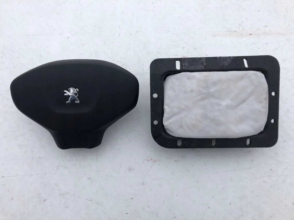 фото №5, Peugeot 301 приборная панель приборная панель консоль подушки безопасности ремни