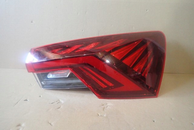 фото №1, Лампа права задня skoda octavia iv 4 led 5e3