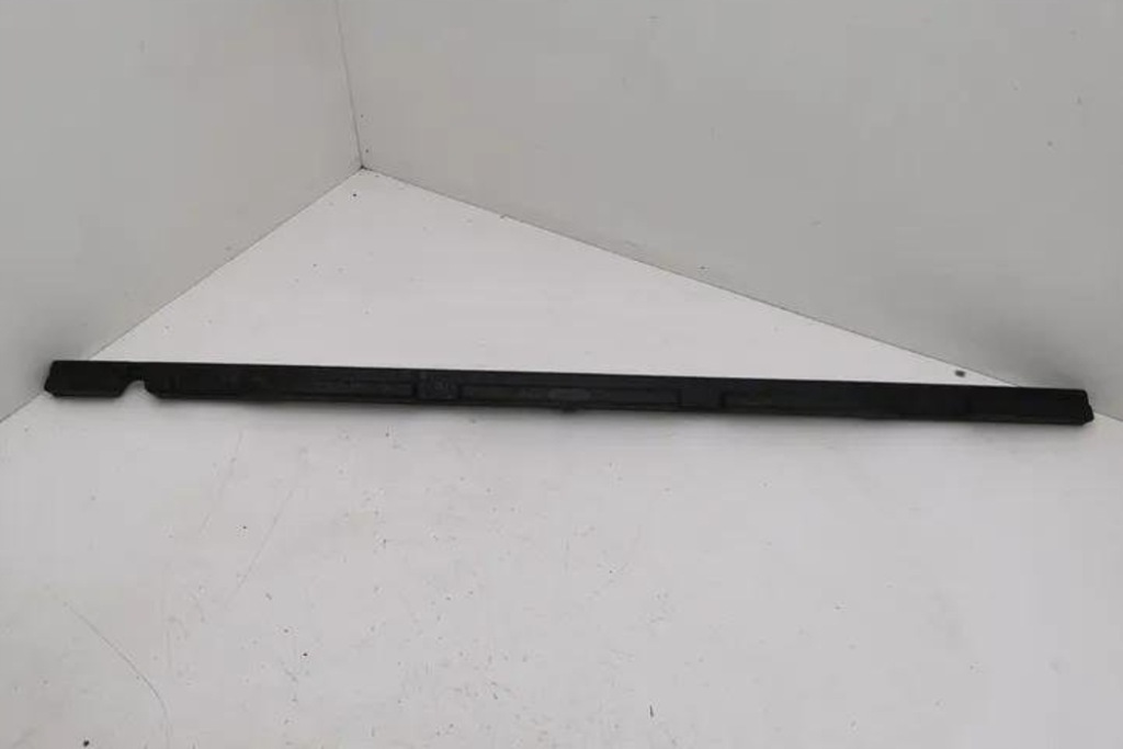 Абсорбер заднего бампера nissan juke f16 850906pa0a 1.6l hybrid 105kw Оригинал