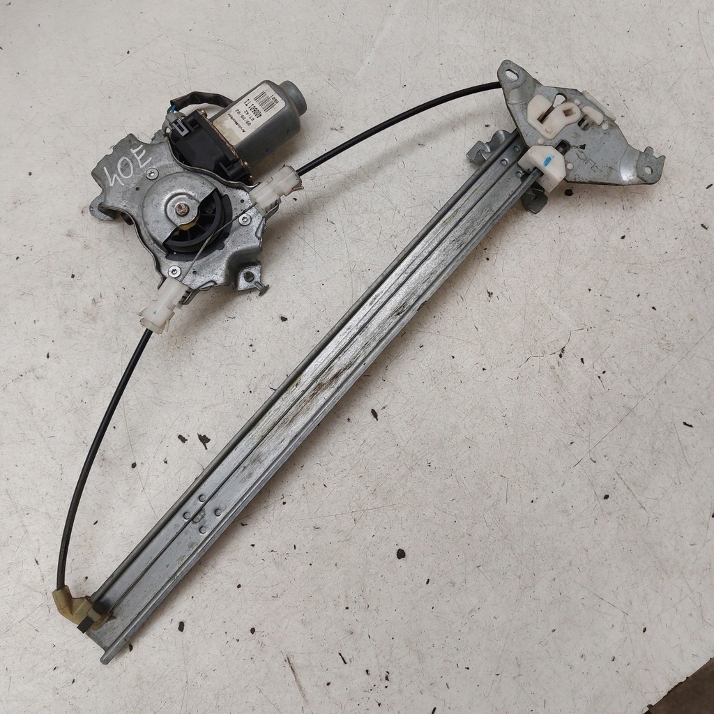 фото №7, Nissan primera p12 подъемник стекло левый задняя