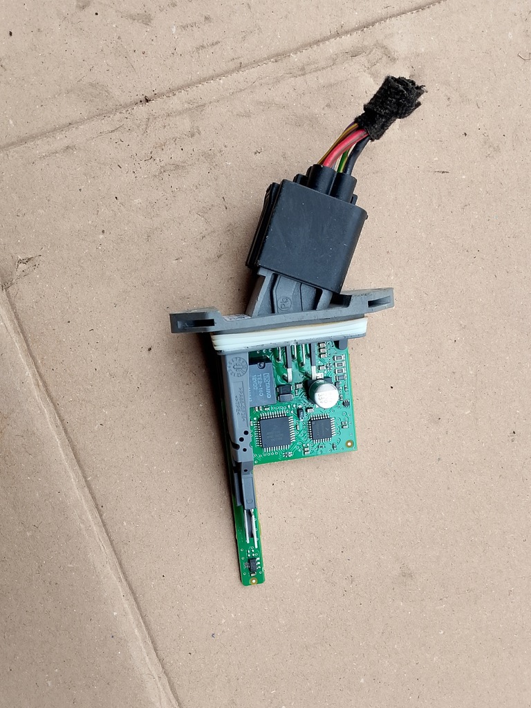 фото №1, Модуль стекло перед opel astra j 915722-103