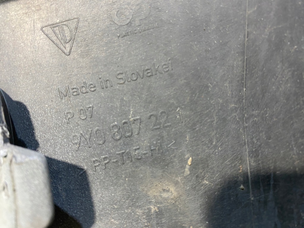 Porsche cayenne 9y 9y0 бампер перед передний 9y0807221 Оригинал